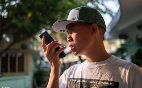 음성인식 기능 때문에 삼성폰용 Gboard 키보드를 사용하게 되었습니다.
