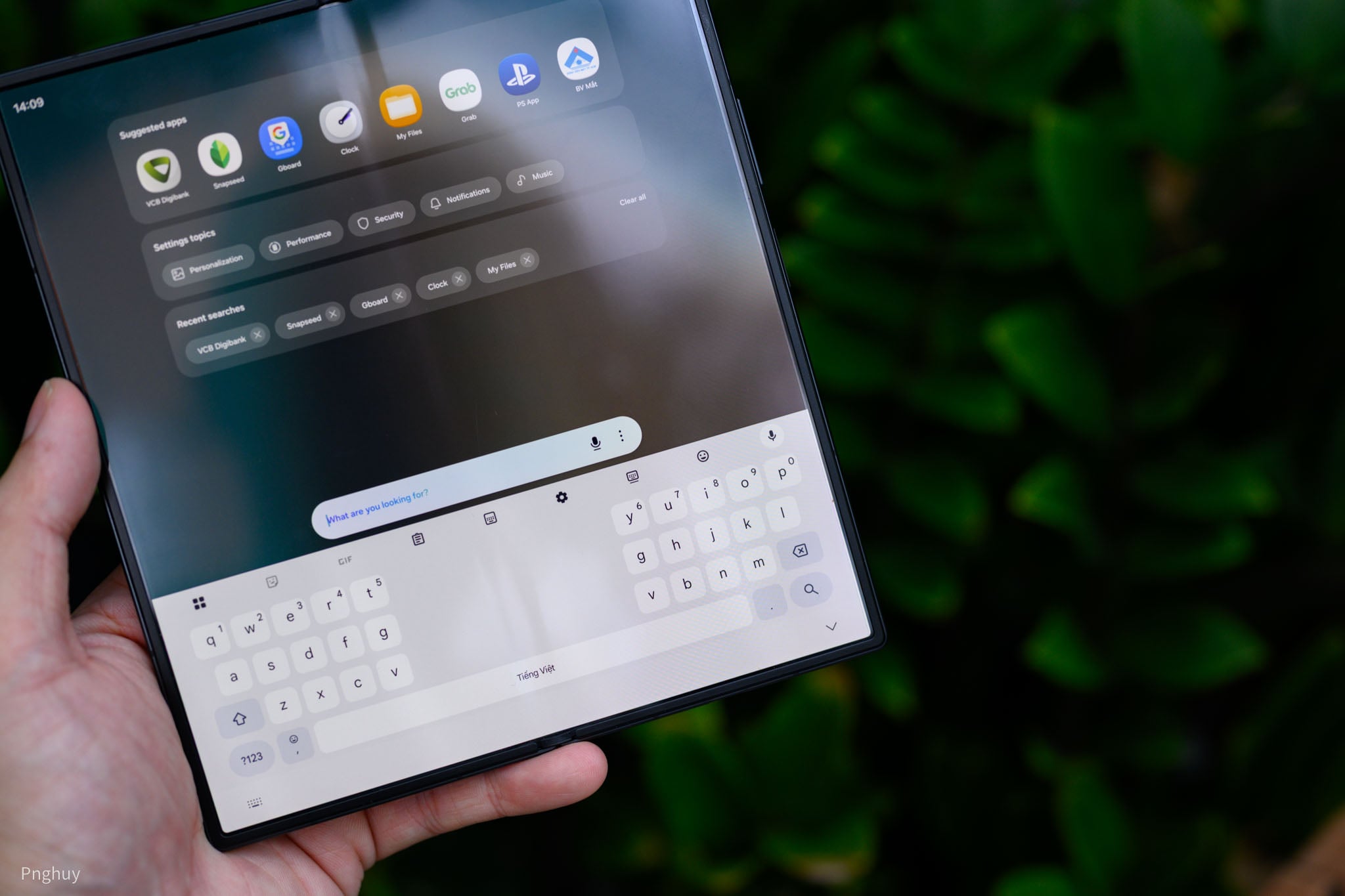 음성인식 기능 때문에 삼성폰용 Gboard 키보드를 사용하게 되었습니다.