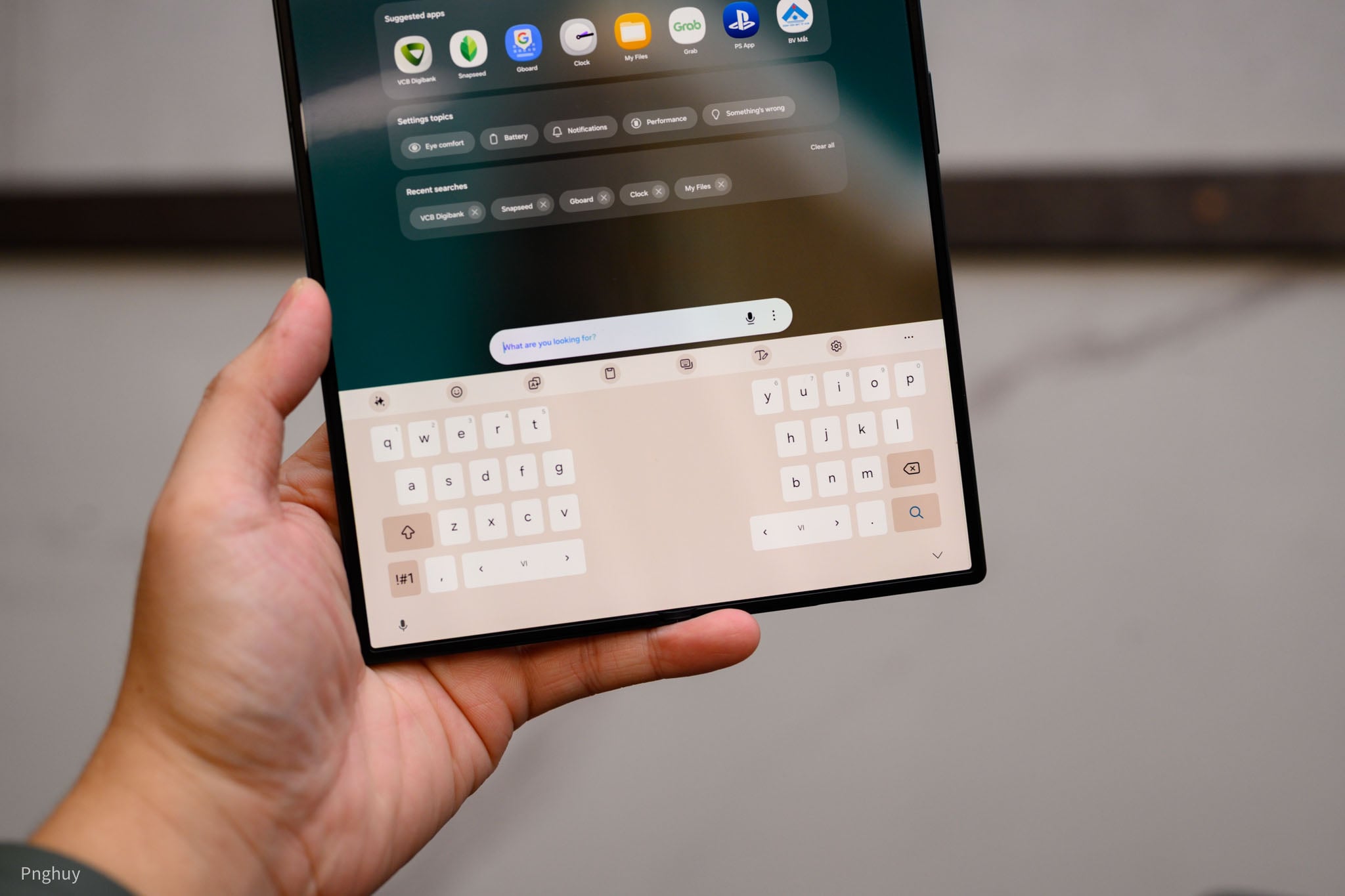 음성인식 기능 때문에 삼성폰용 Gboard 키보드를 사용하게 되었습니다.