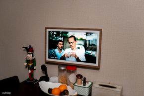Amazon Echo Show 21 보유: 프레임, TV 및 대형 화면 AI