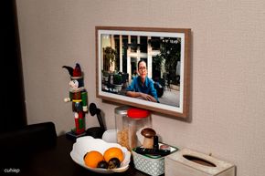 Amazon Echo Show 21 보유: 프레임, TV 및 대형 화면 AI